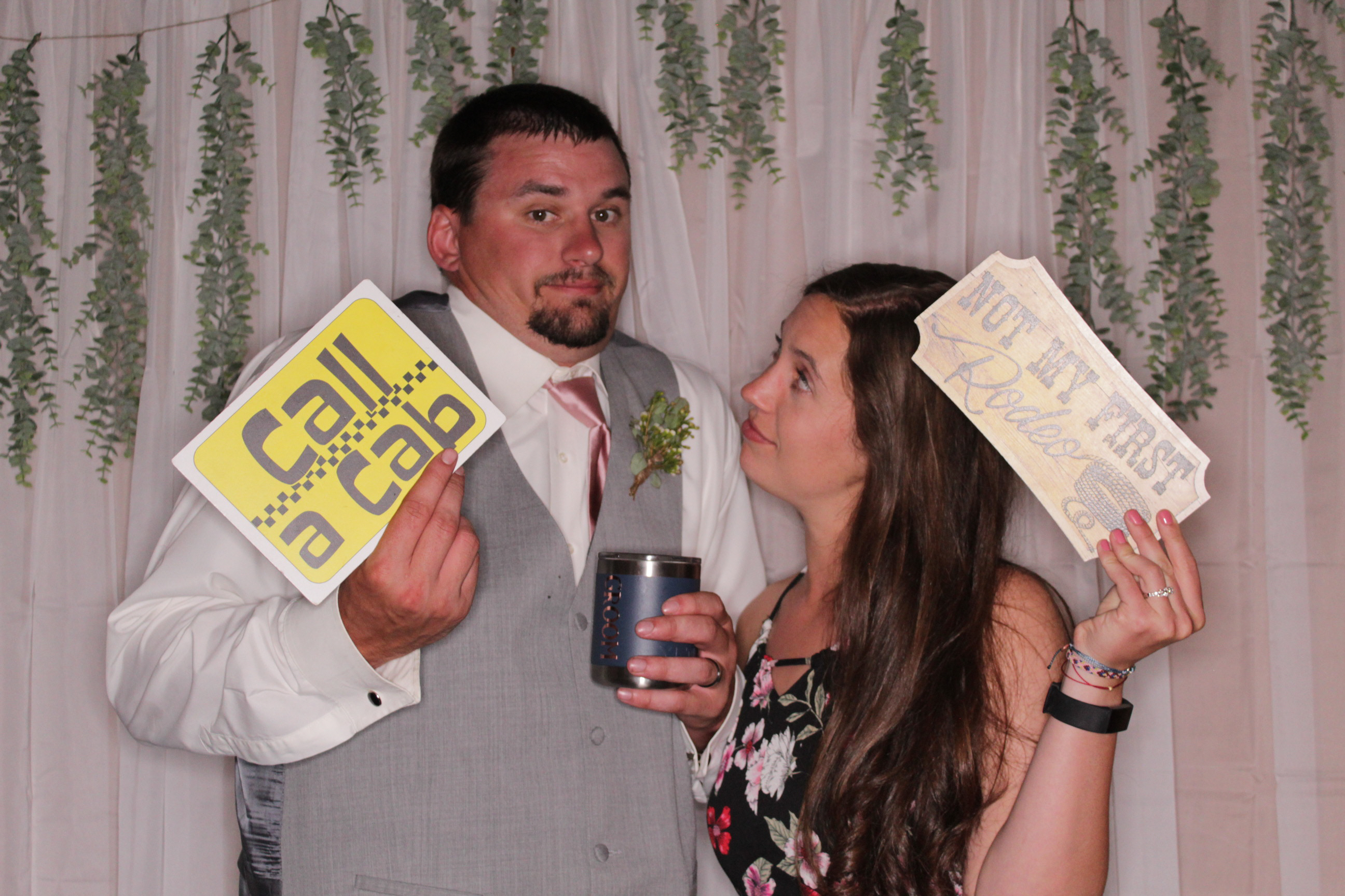 Carson and Harlie's Wedding | View more photos from the event at gallery.photoboothbillings.com/u/PhotoBoothBillings/Carson-and-Harlies-Wedding